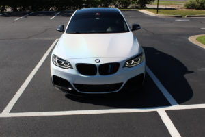 BMW M235 Satin white Psychedelic wrap